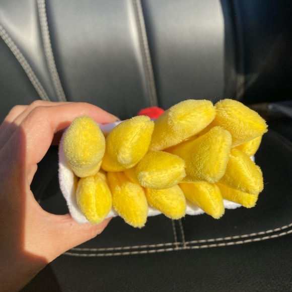Hallmark Fries Plush 5" - Picture 4 of 8